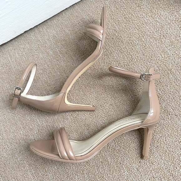 Kenneth Cole Milania Taupe
Heels Sz 8,5 - Picture 2 of 9